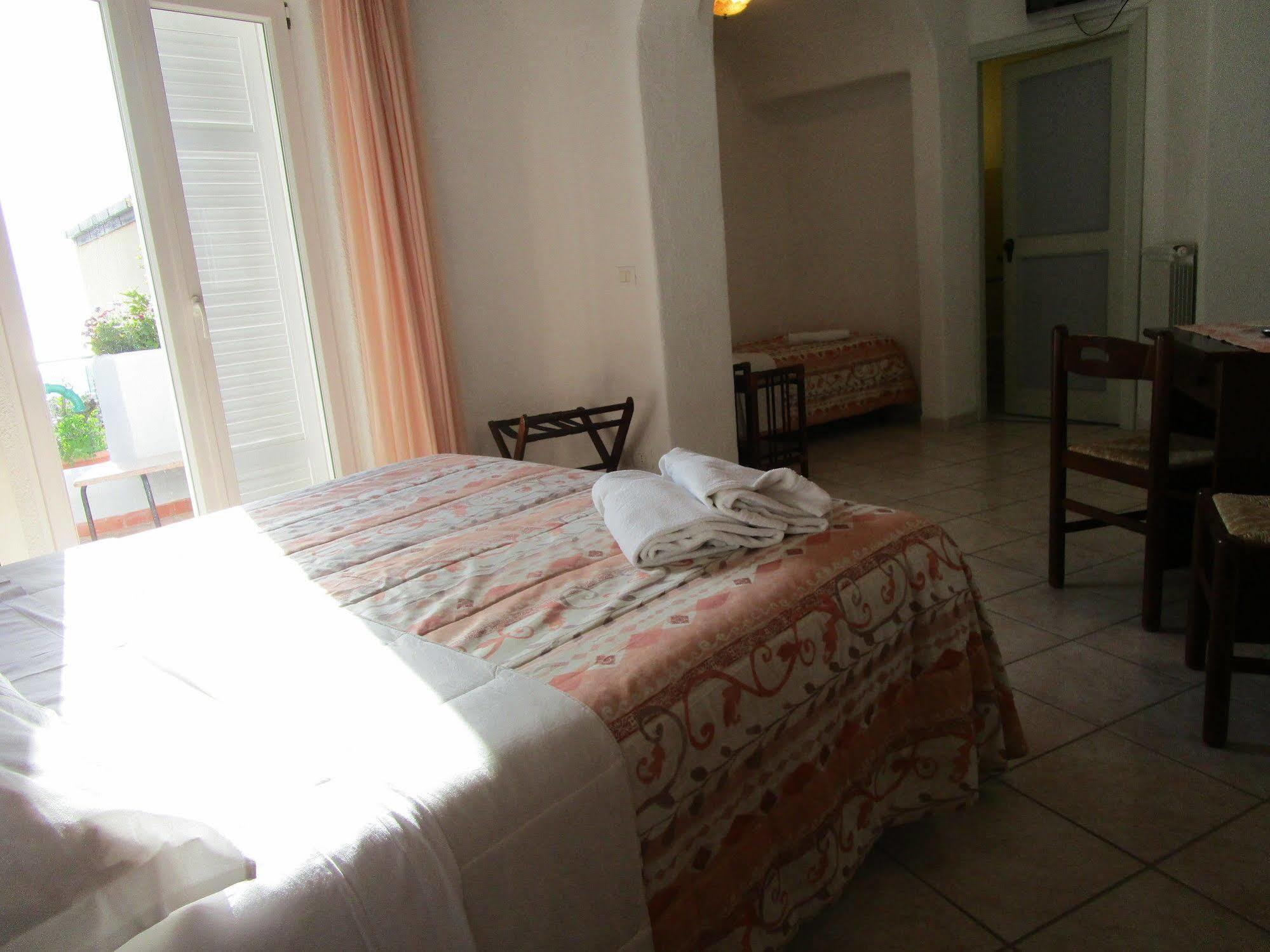 Hotel Villa Al Mare Barano dʼIschia المظهر الخارجي الصورة