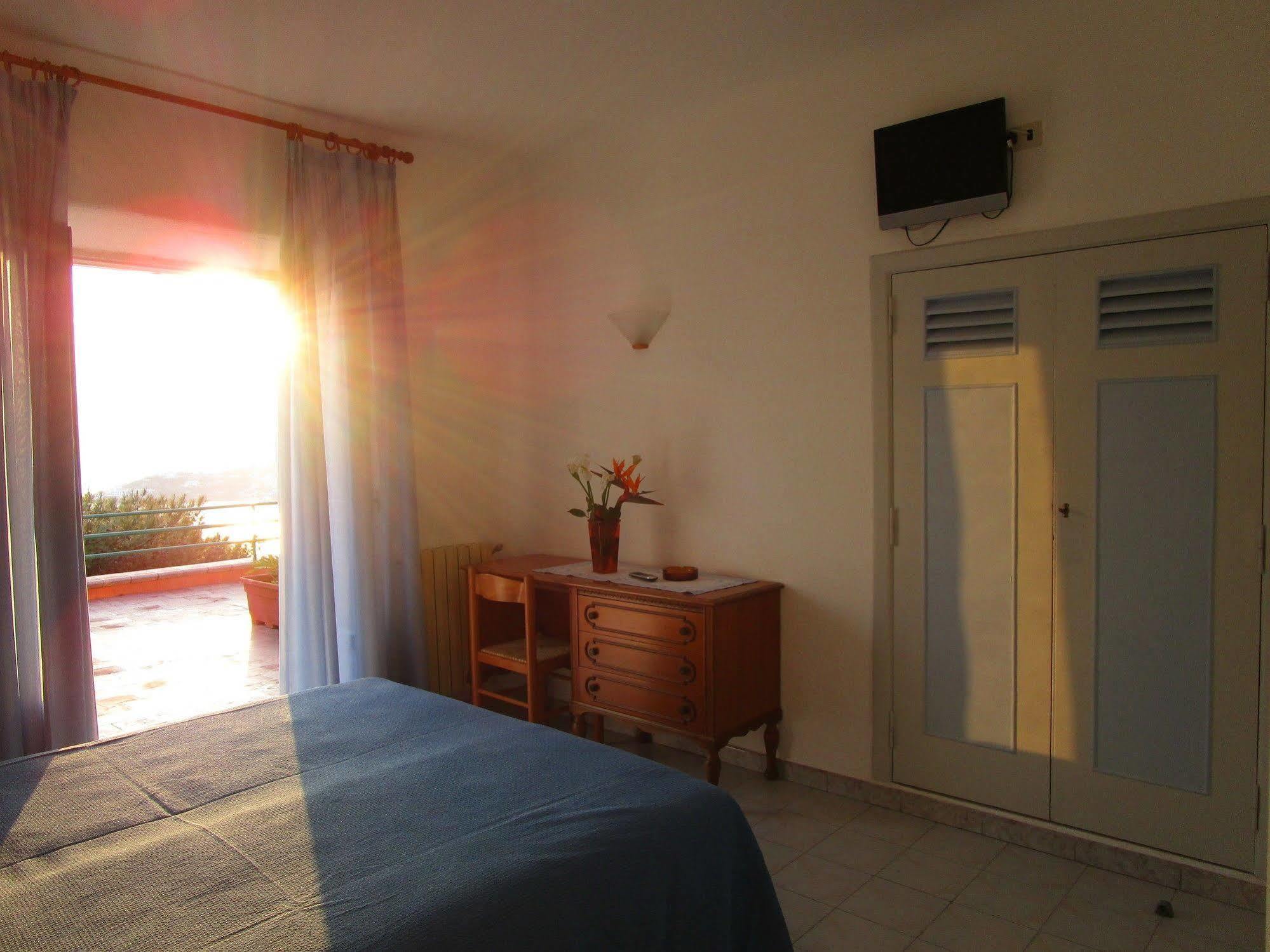 Hotel Villa Al Mare Barano dʼIschia المظهر الخارجي الصورة